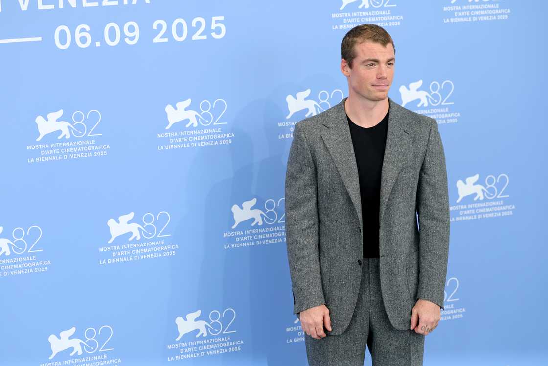 Gabriel Basso attends the "A House Of Dynamite" photocall