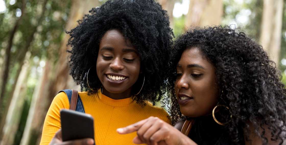 Young Ghanaian ladies Young Ghanaian ladies