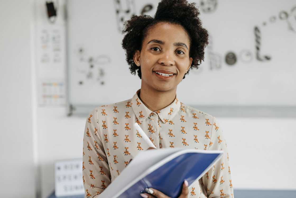 A relaxed woman in an office A relaxed woman in an office