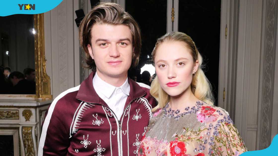 Joe Keery and Maika Monroe looking stunning Joe Keery and Maika Monroe looking stunning