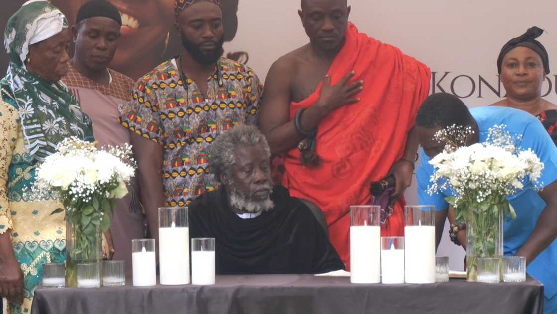 Okronkronyi Somafo Yawoh, Nana Konadu Dies, Nana Konadu Agyeman-Rawlings, Rawlings' Family, Ghanaian Prophets, Asomdwee Ntomtom Som. JJ Rawlings