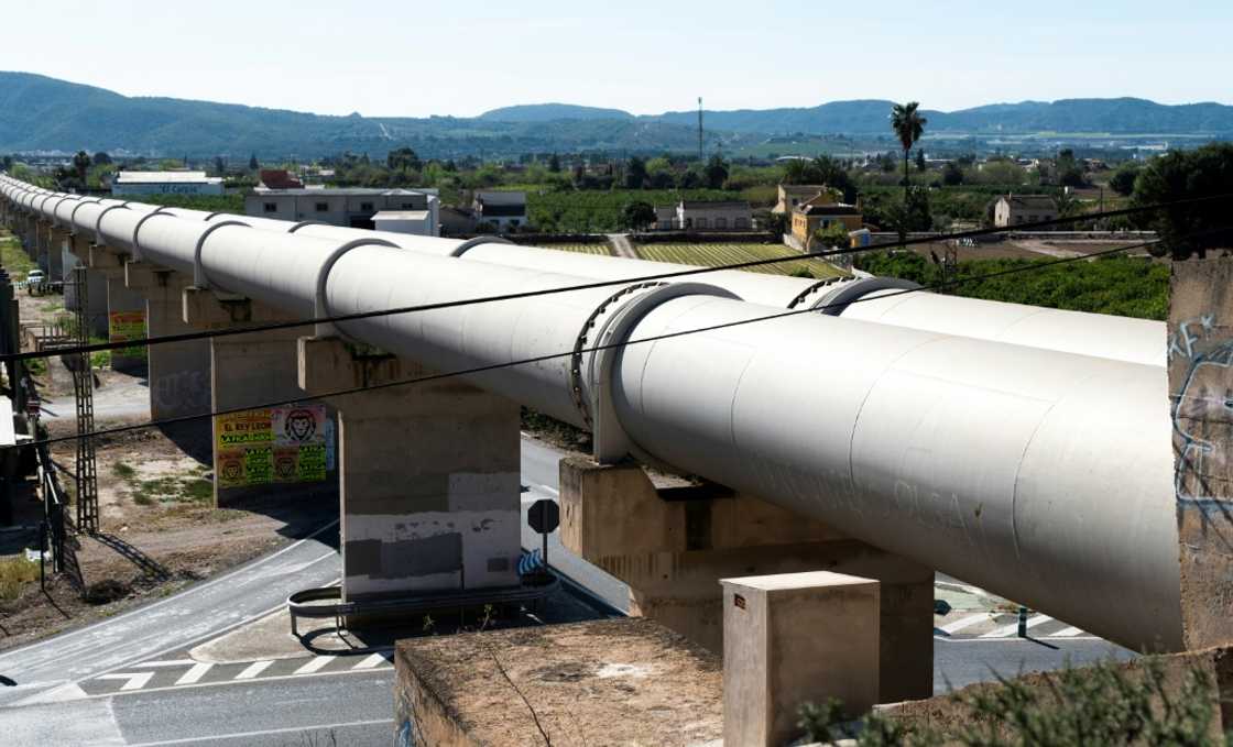 The gigantic Tagus-Segura Water Transfer project began in 1960 and took nearly 20 years to complete The gigantic Tagus-Segura Water Transfer project began in 1960 and took nearly 20 years to complete