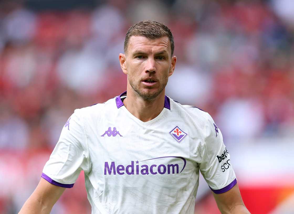 Dzeko signs for Fiorentina, Dzeko's football career, List of Edin Dzeko's clubs, Serie A 2025/26 Dzeko signs for Fiorentina, Dzeko's football career, List of Edin Dzeko's clubs, Serie A 2025/26