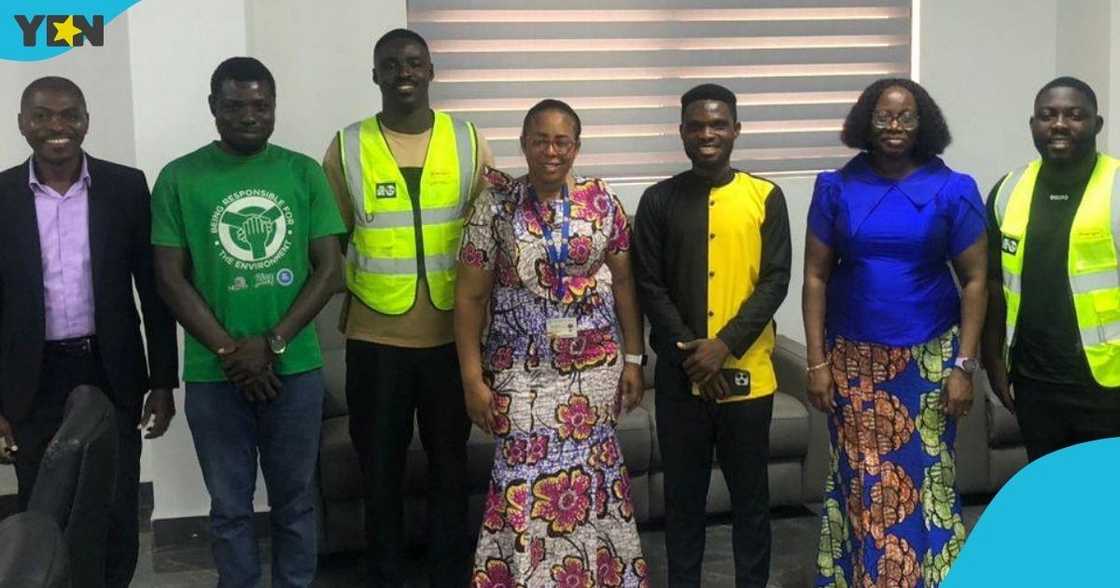 Hon. Linda Obenewaa Akweley Ocloo, Greater Accra Regional Minister, Buz Stop Boys, sanitation, clean environment. Hon. Linda Obenewaa Akweley Ocloo, Greater Accra Regional Minister, Buz Stop Boys, sanitation, clean environment.