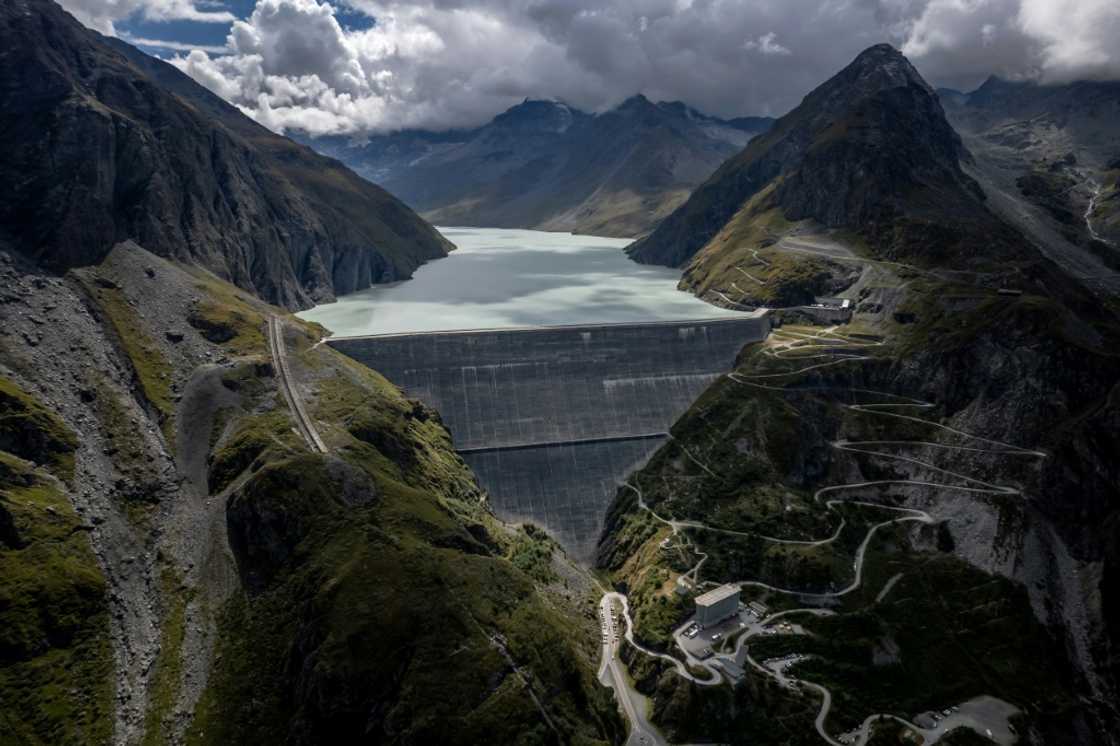 With hundreds of hydropower plants, Switzerland produces more than enough power in the summer months, but it needs to import energy in the winter With hundreds of hydropower plants, Switzerland produces more than enough power in the summer months, but it needs to import energy in the winter