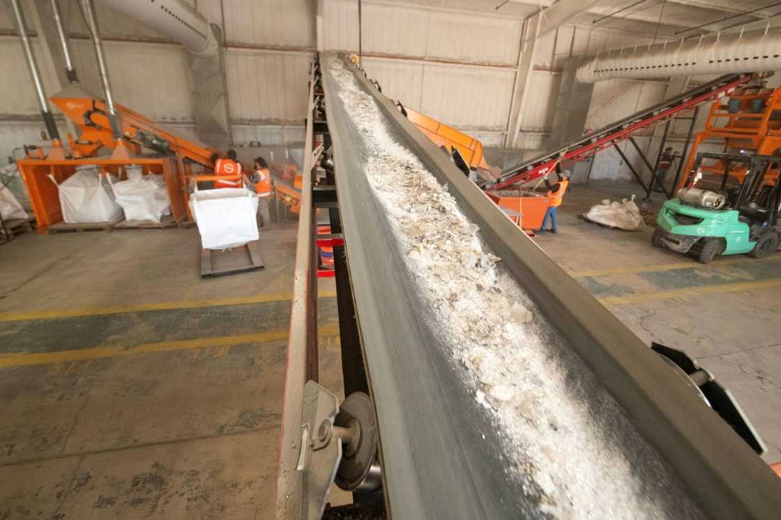 All kinds of metals can be recycled from smashed solar panels All kinds of metals can be recycled from smashed solar panels