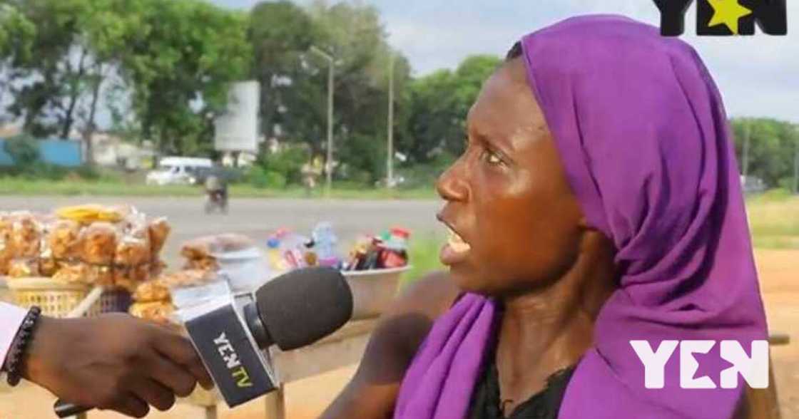 Hawkers at toll booth cry over the closure of toll booth