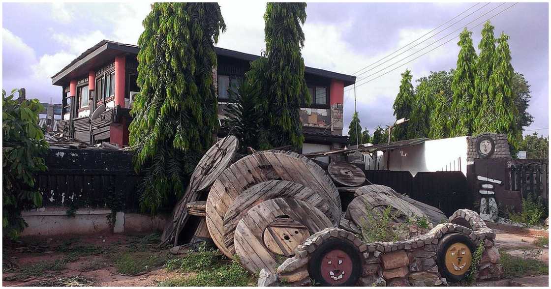 The Wheel Story House in Abelemkpe