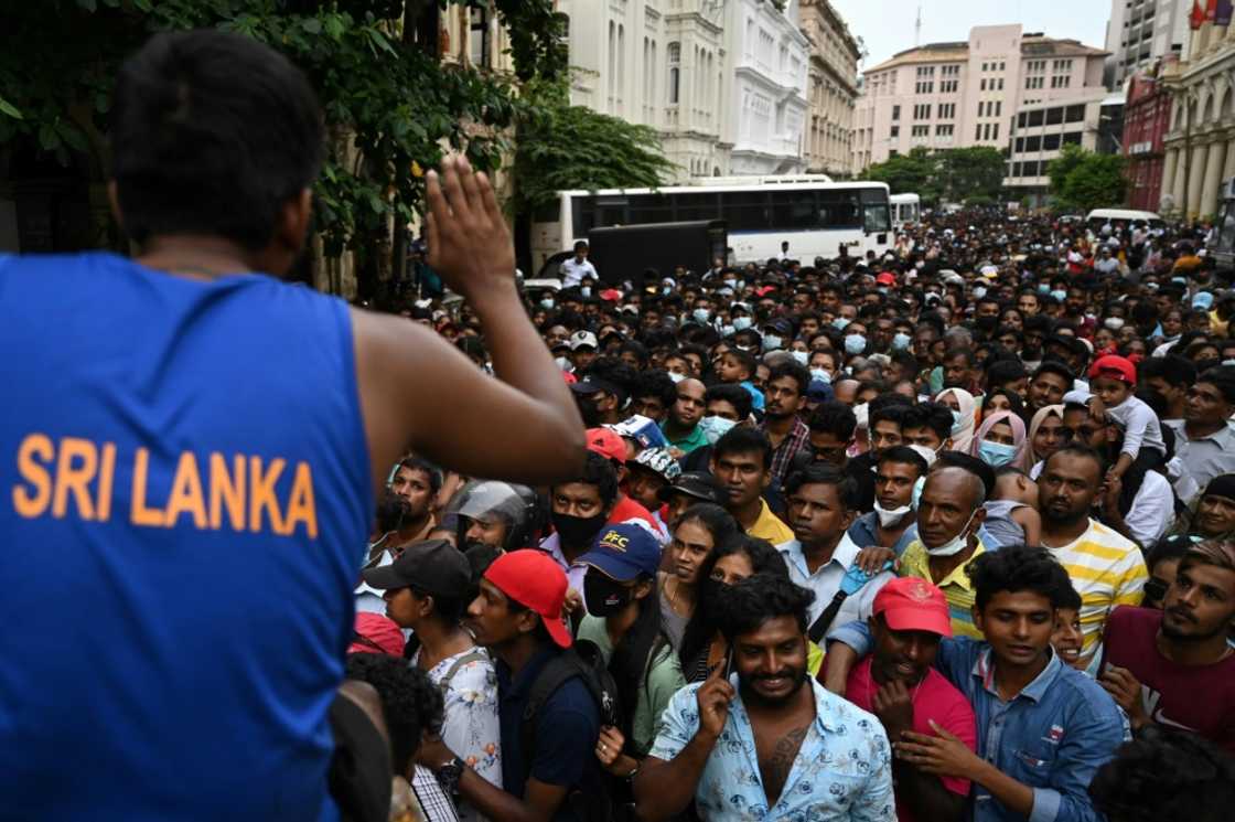 People crowded to visit Sri Lankan President Gotabaya Rajapaksa's residence after it was overrun by protestors People crowded to visit Sri Lankan President Gotabaya Rajapaksa's residence after it was overrun by protestors