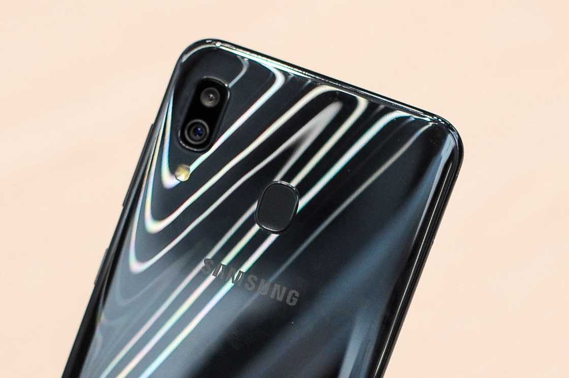 Samsung A50 price in Ghana, specifications and review Samsung A50 price in Ghana, specifications and review