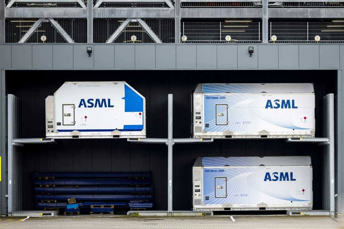 ASML produces cutting-edge machines used to make semiconductors ASML produces cutting-edge machines used to make semiconductors
