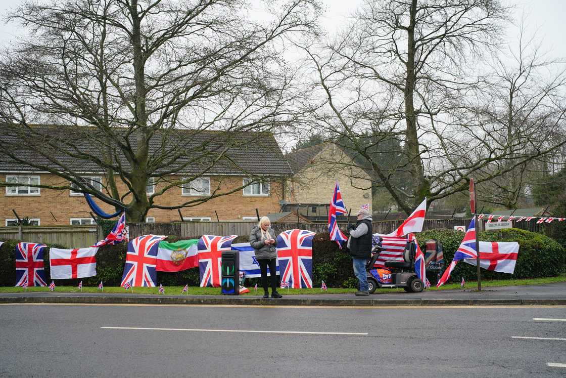 Ghanaian, UK, Rich, Guggi Wealth, Travel