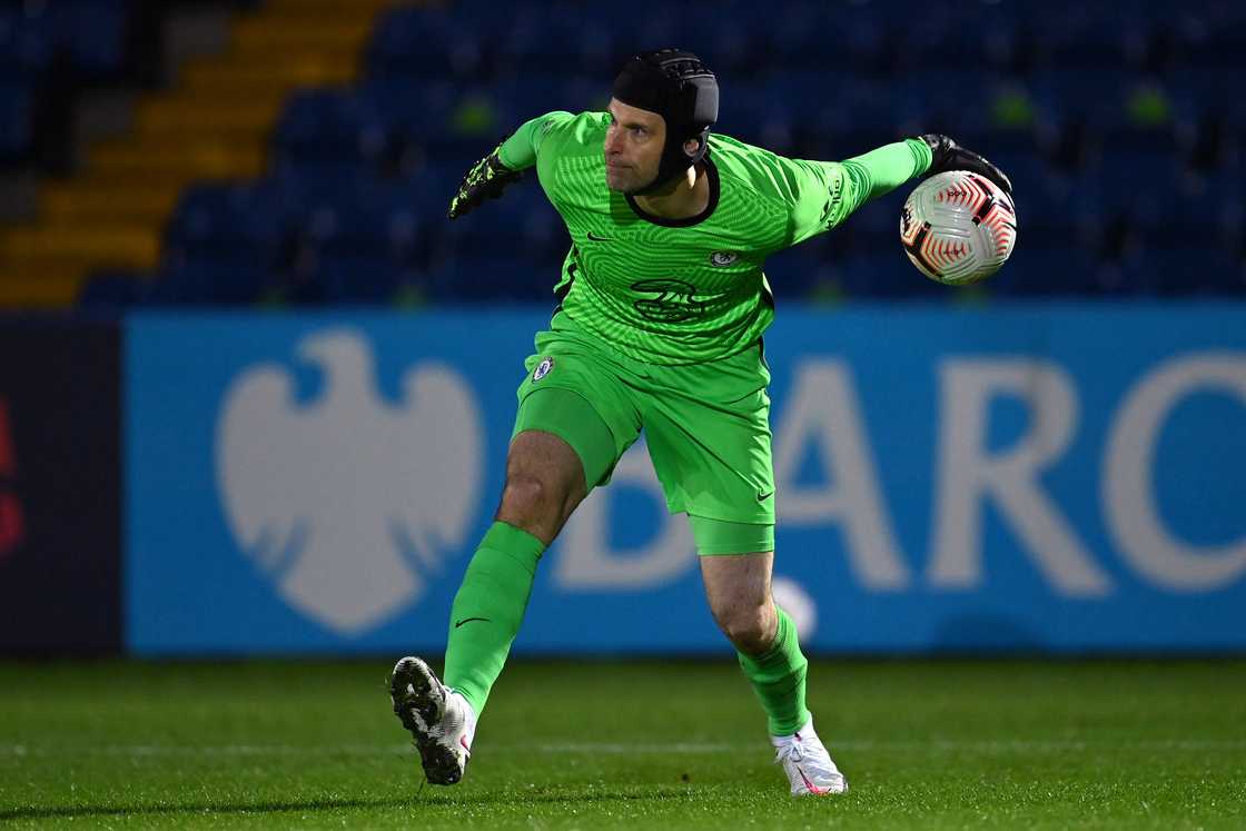 Petr Čech Premier League, all-time goalkeeper, most clean sheets Premier League, Chelsea legend Petr Čech, goalkeeper records EPL, Petr Čech career highlights, Premier League XI Petr Čech Petr Čech Premier League, all-time goalkeeper, most clean sheets Premier League, Chelsea legend Petr Čech, goalkeeper records EPL, Petr Čech career highlights, Premier League XI Petr Čech