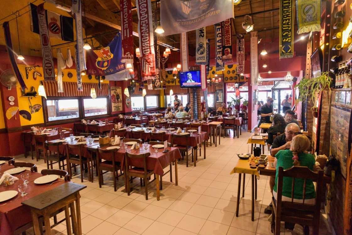 Restaurants are starved of clients as Argentine vacationers stay home Restaurants are starved of clients as Argentine vacationers stay home