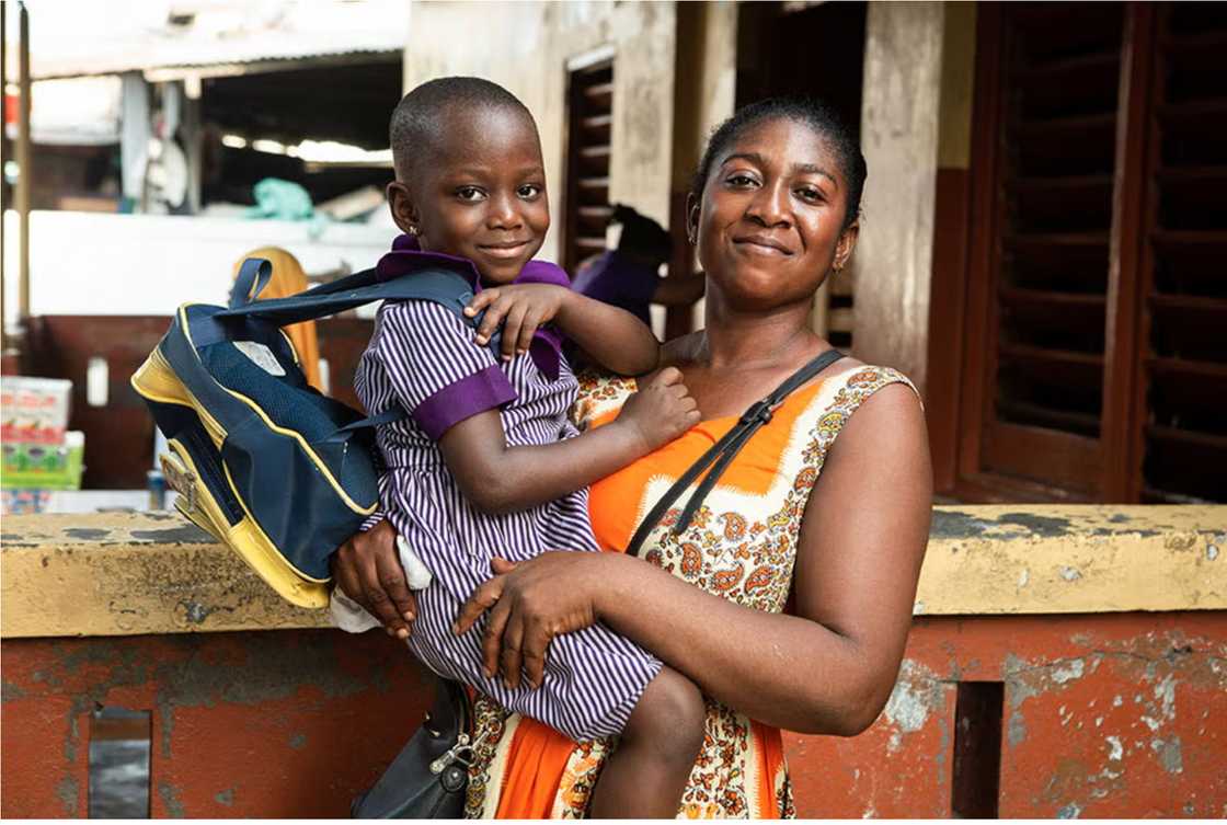 Nana Konadu Agyeman-Rawlings, former First Lady of Ghana, Nana Konadu's funeral, Nana Konadu's one-week, Nana Konadu' fashion sense, Nana Konadu's duku styles, Makola Daycare centers