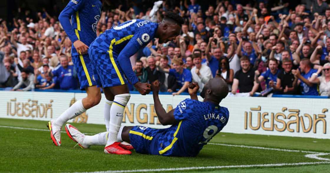 Romelu Lukaku of Chelsea celebrates scoring the opening goal with teammate Callum Hudson-Odoi during the Premier League match between Chelsea and Aston Villa. (Photo by Craig Mercer/MB Media/Getty Images) Romelu Lukaku of Chelsea celebrates scoring the opening goal with teammate Callum Hudson-Odoi during the Premier League match between Chelsea and Aston Villa. (Photo by Craig Mercer/MB Media/Getty Images)