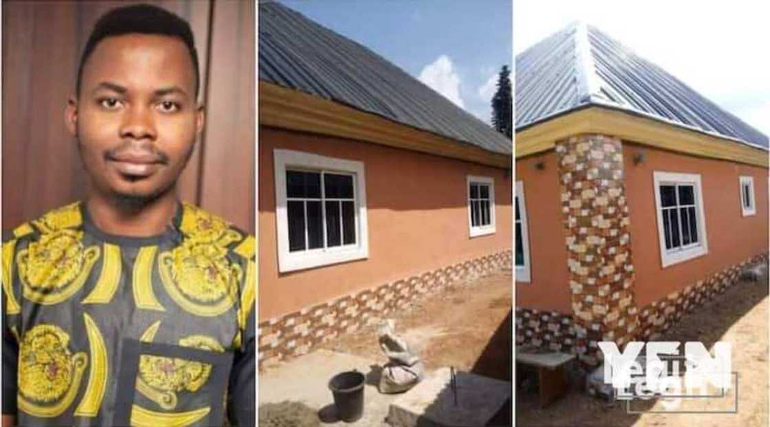 Many people praised his act. Many people praised his act.