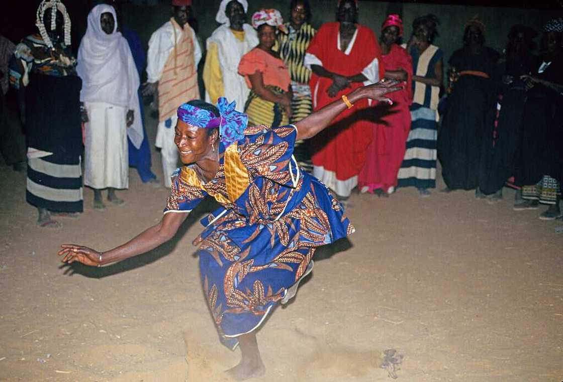 Hausa: history, culture, traditions, dressing, food, interesting facts