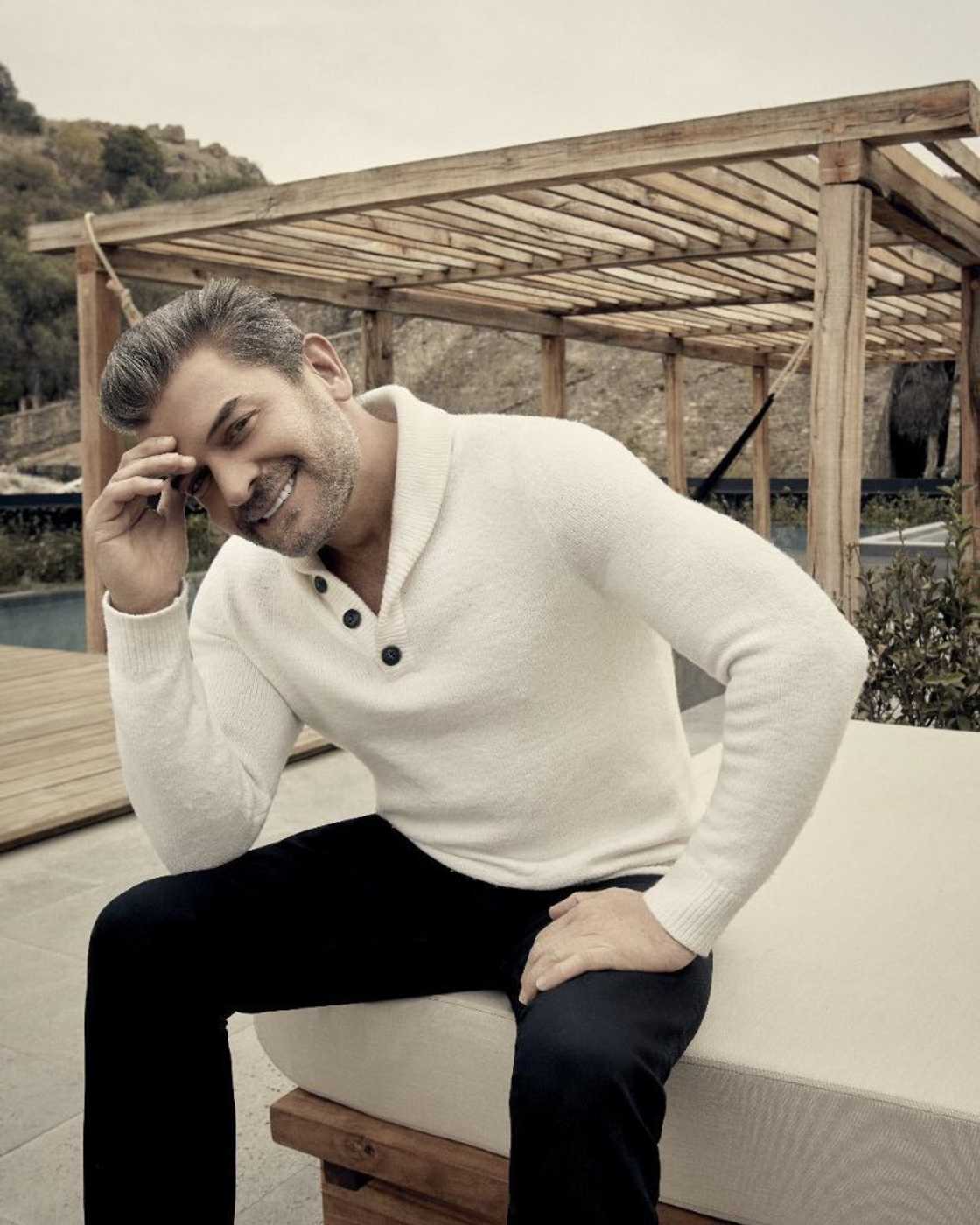 Sergio Basanez Sergio Basanez