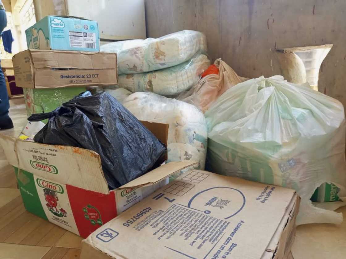 Assorted items Assorted items