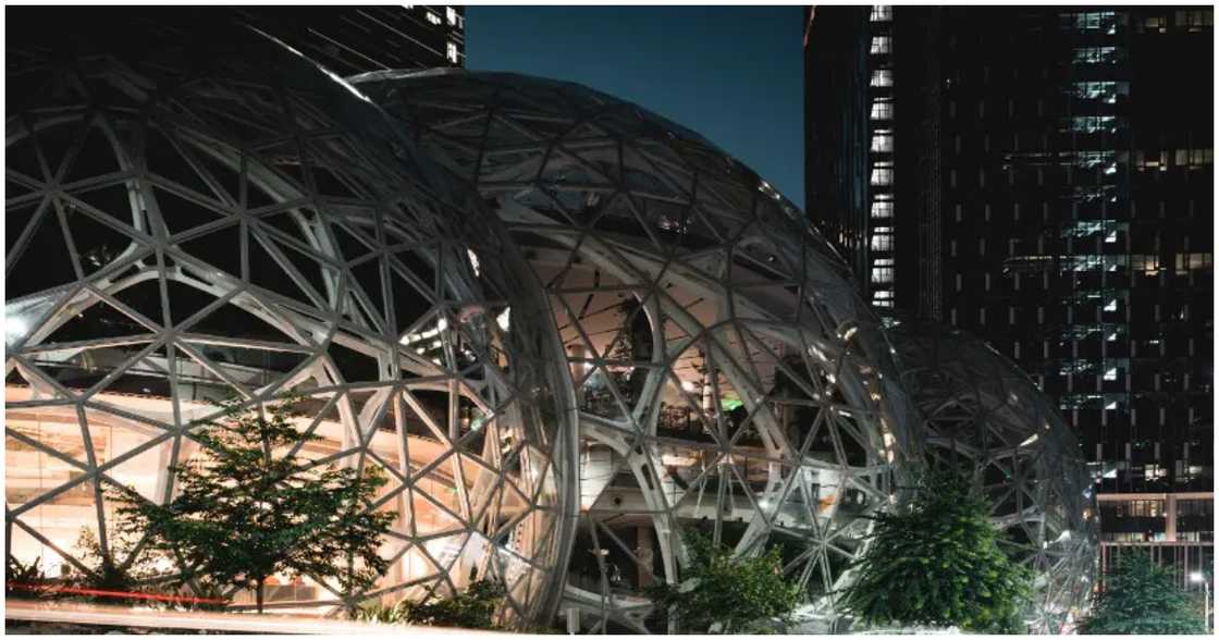 Amazon Spheres buildings Amazon Spheres buildings