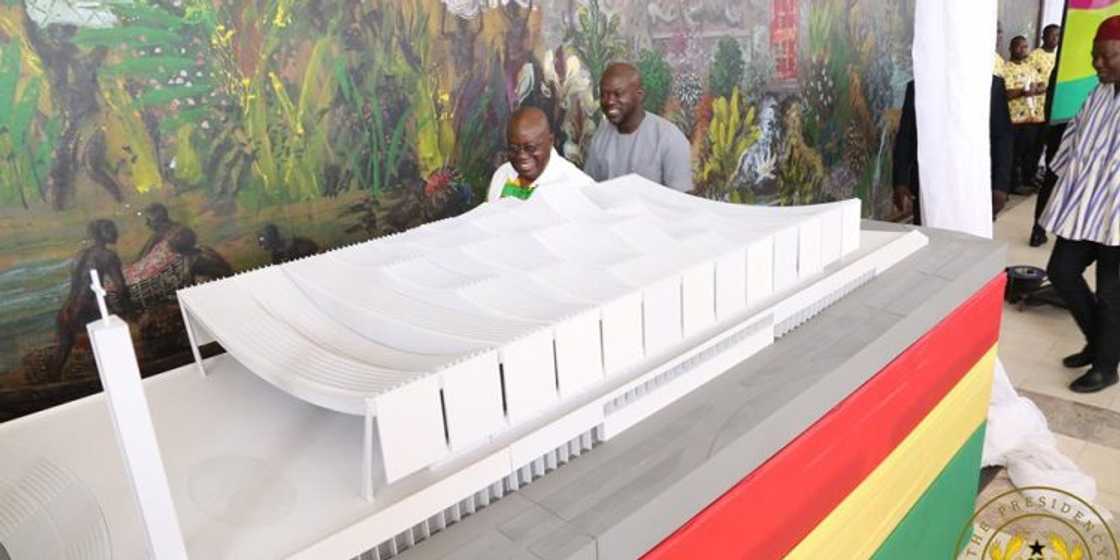 President Akufo-Addo has once again reiterated his commitment to ensuring the completion of the National Cathedral project and donated an amount of GH₵‎100,000