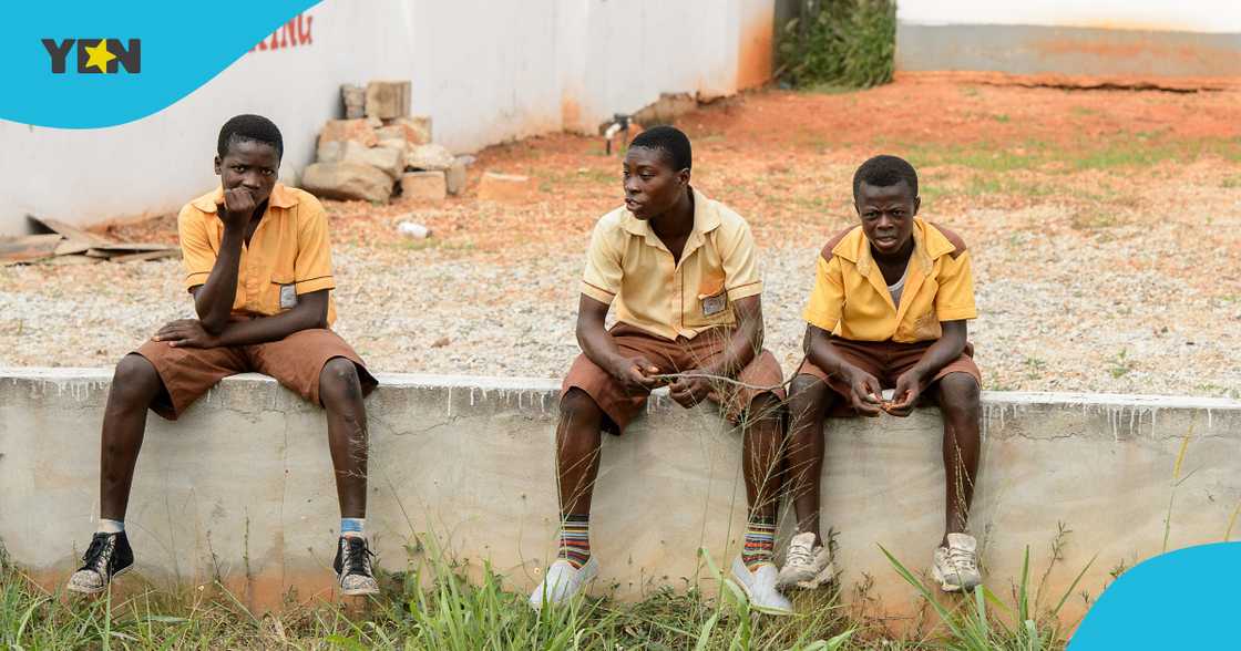 Ghanaian mother, son, student, disrespecting teachers, ghana trend, national debate, corporal punishment, GES Ghanaian mother, son, student, disrespecting teachers, ghana trend, national debate, corporal punishment, GES