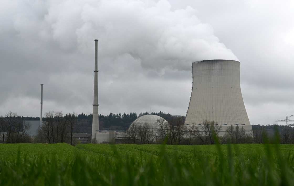 At the Isar 2 complex in Bavaria, technicians will progressively shut down the reactor from 10:00 pm (2000 GMT), severing it from the grid for good