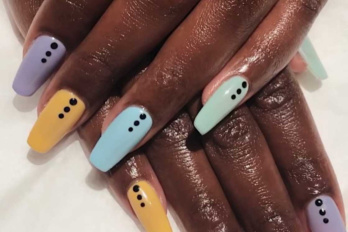 short coffin nails