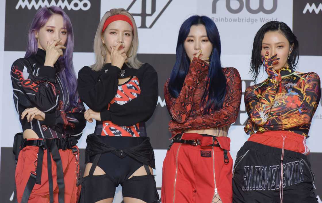 MAMAMOO, one of the most popular K-pop groups, performs at their 2nd Album 'reality in BLACK' Showcase. MAMAMOO, one of the most popular K-pop groups, performs at their 2nd Album 'reality in BLACK' Showcase.