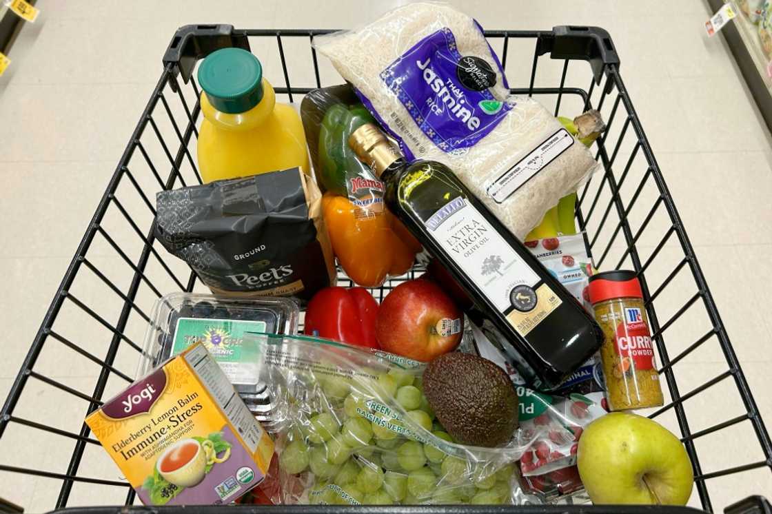 Economists warn that tariffs could dampen growth and fuel inflation Economists warn that tariffs could dampen growth and fuel inflation