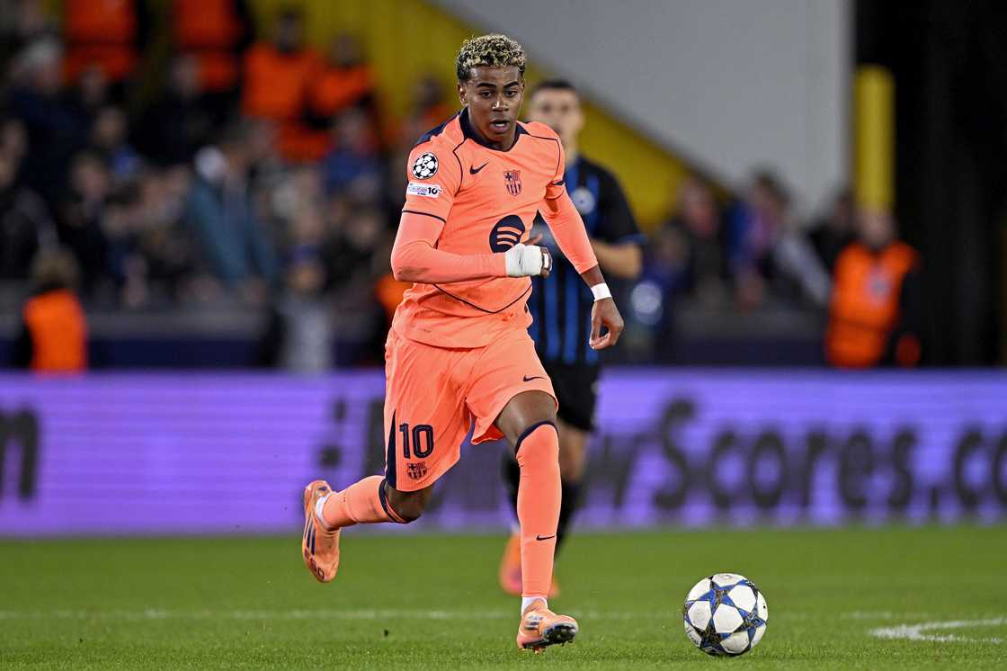 Lamine Yamal Hosts Secretive Friday Party in Barcelona, Bans Phones Lamine Yamal Hosts Secretive Friday Party in Barcelona, Bans Phones