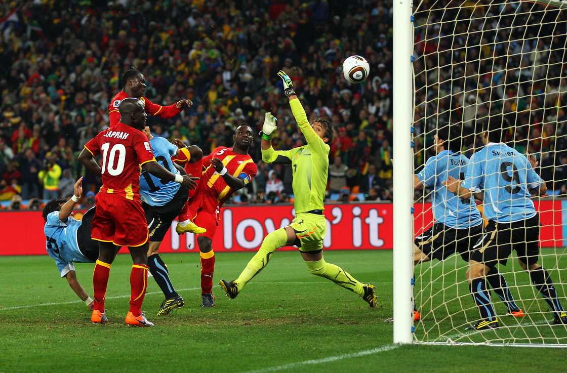 Dominic Adiyiah 2010 World Cup, AC Milan Ghanaian players, Ghanaian players in Serie A, Arsenal Kyiv Ghana striker, Dominic Adiyiah Partizan Belgrade, Dominic Adiyiah FC Atyrau, Dominic Adiyiah Thailand clubs Dominic Adiyiah 2010 World Cup, AC Milan Ghanaian players, Ghanaian players in Serie A, Arsenal Kyiv Ghana striker, Dominic Adiyiah Partizan Belgrade, Dominic Adiyiah FC Atyrau, Dominic Adiyiah Thailand clubs