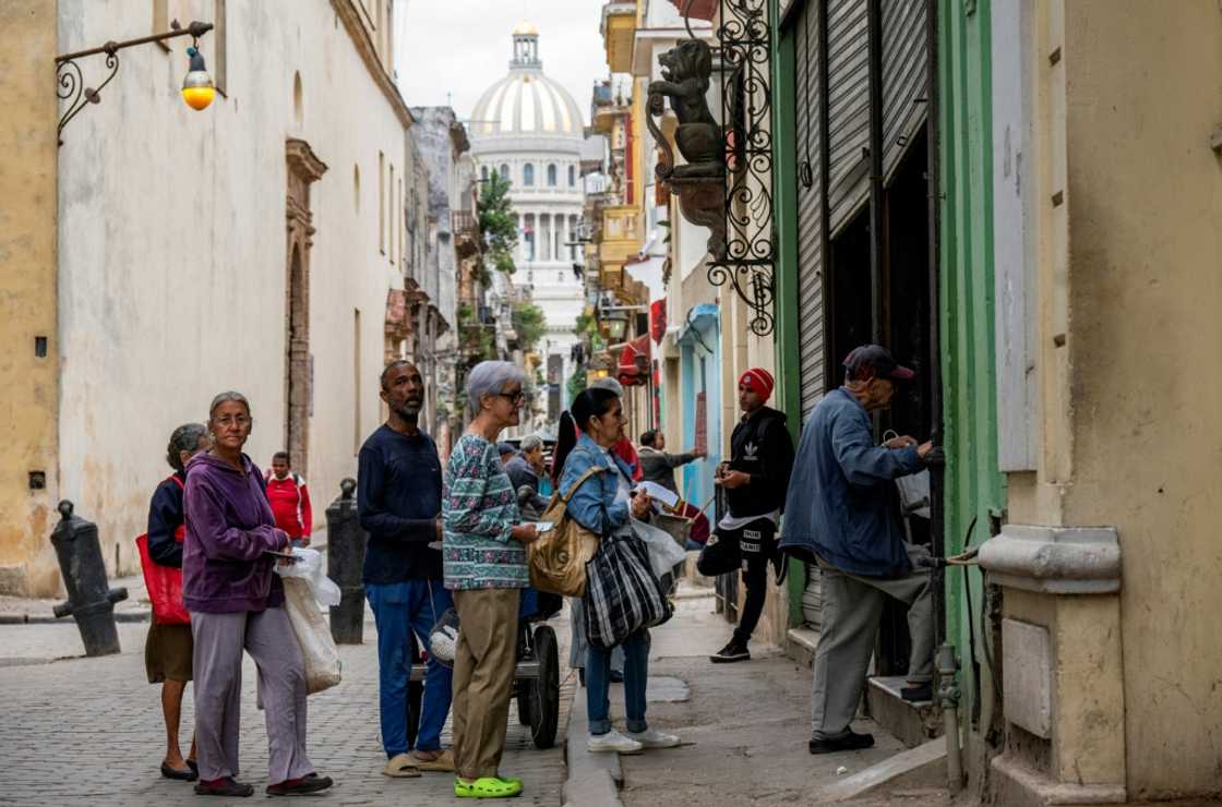 According to official estimates, the Cuban economy shrank by two percent in 2023 According to official estimates, the Cuban economy shrank by two percent in 2023