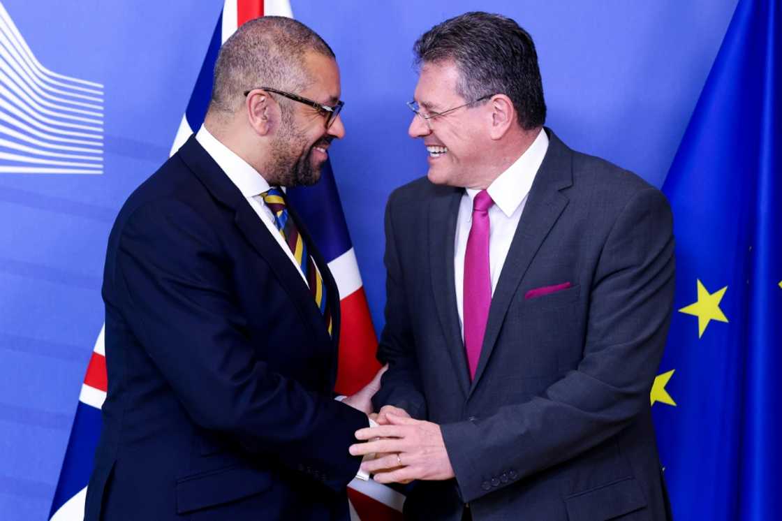UK Foreign Secretary James Cleverly (L) and European Commission vice president Maros Sefcovic (R) will sign the Windsor Agreement UK Foreign Secretary James Cleverly (L) and European Commission vice president Maros Sefcovic (R) will sign the Windsor Agreement