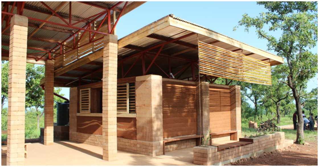 The mud cafeteria The mud cafeteria