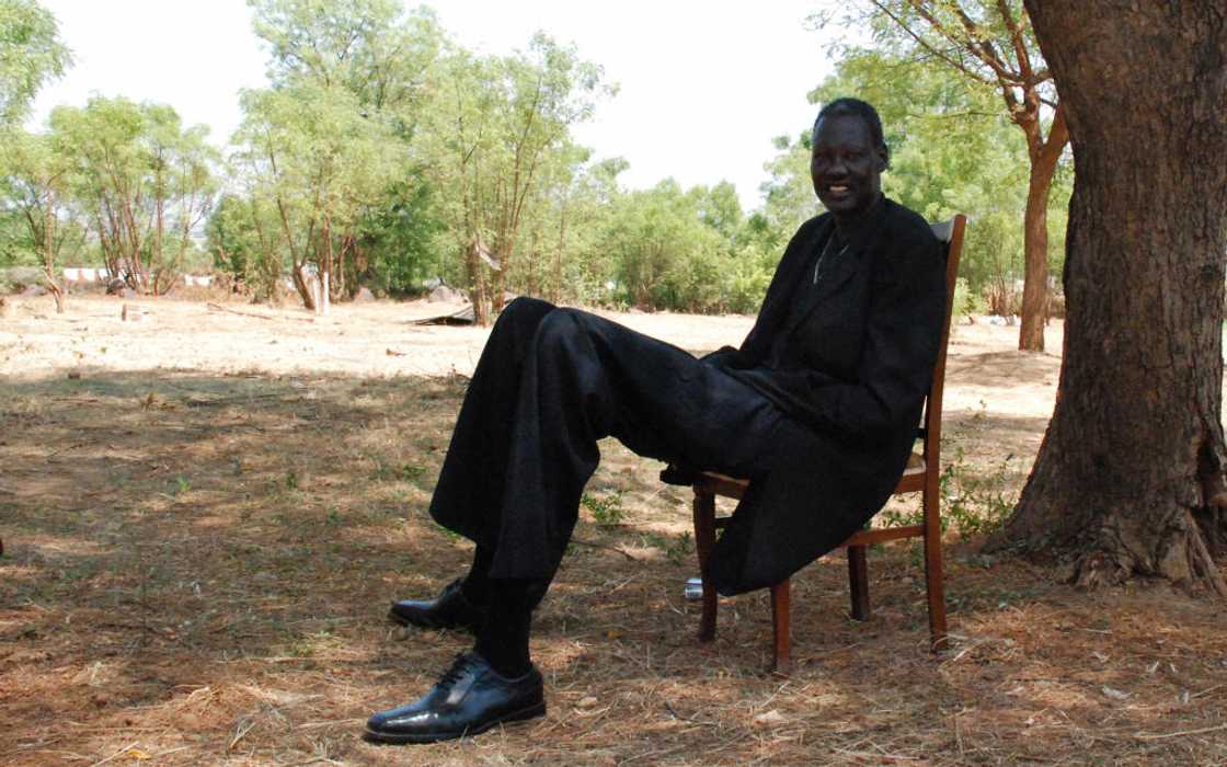 Top 10 tallest NBA players of all time Top 10 tallest NBA players of all time