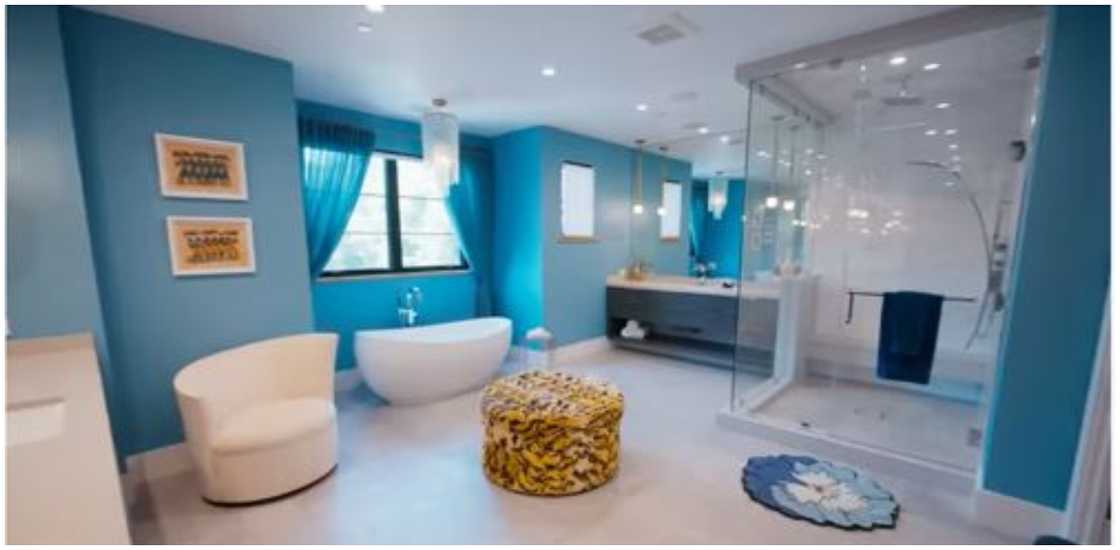 Demi Lovato's bathroom Demi Lovato's bathroom