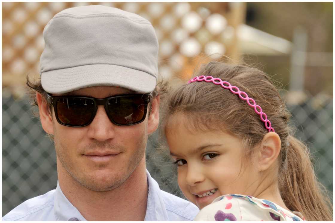 Mark-Paul Gosselaar and daughter Ava Lorenn Gosselaar arrive at the 22nd Annual A Time