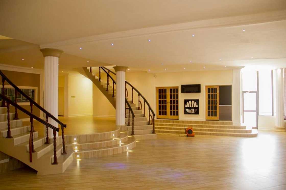 Inside Asamoah Gyan's GHC15m mansion (Photos) Inside Asamoah Gyan's GHC15m mansion (Photos)