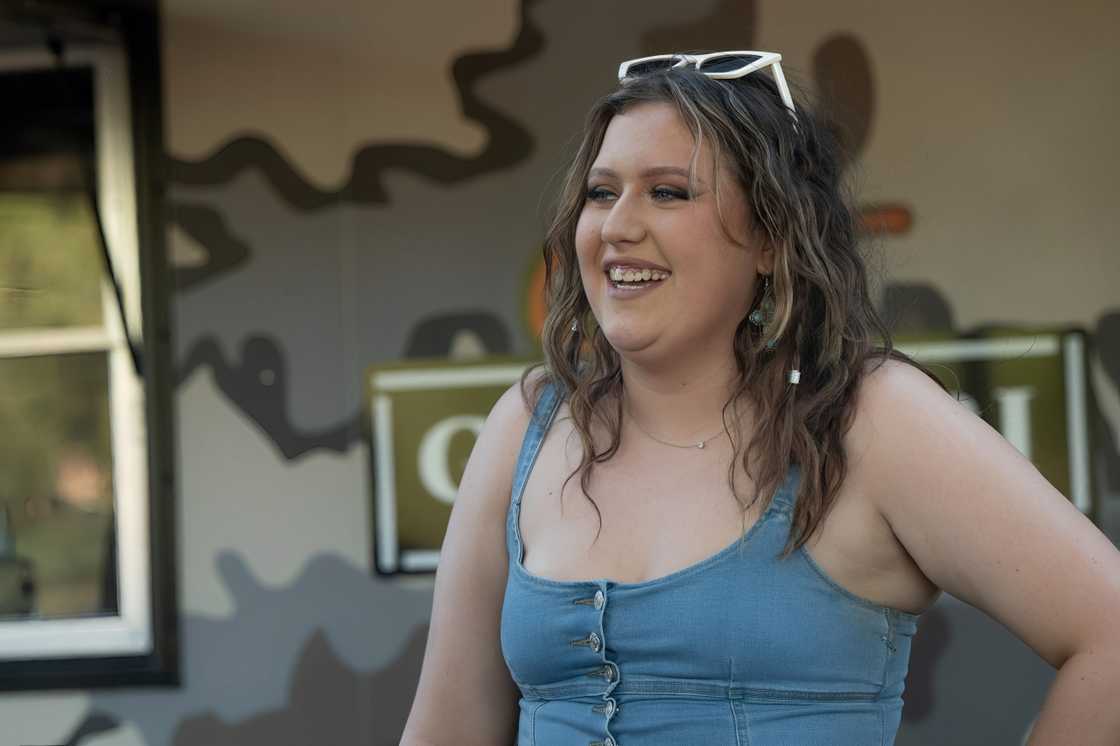 Bailee Ann DeFord attends Guy Fieri's Smokehouse on Day 1 of Stagecoach Festival Bailee Ann DeFord attends Guy Fieri's Smokehouse on Day 1 of Stagecoach Festival