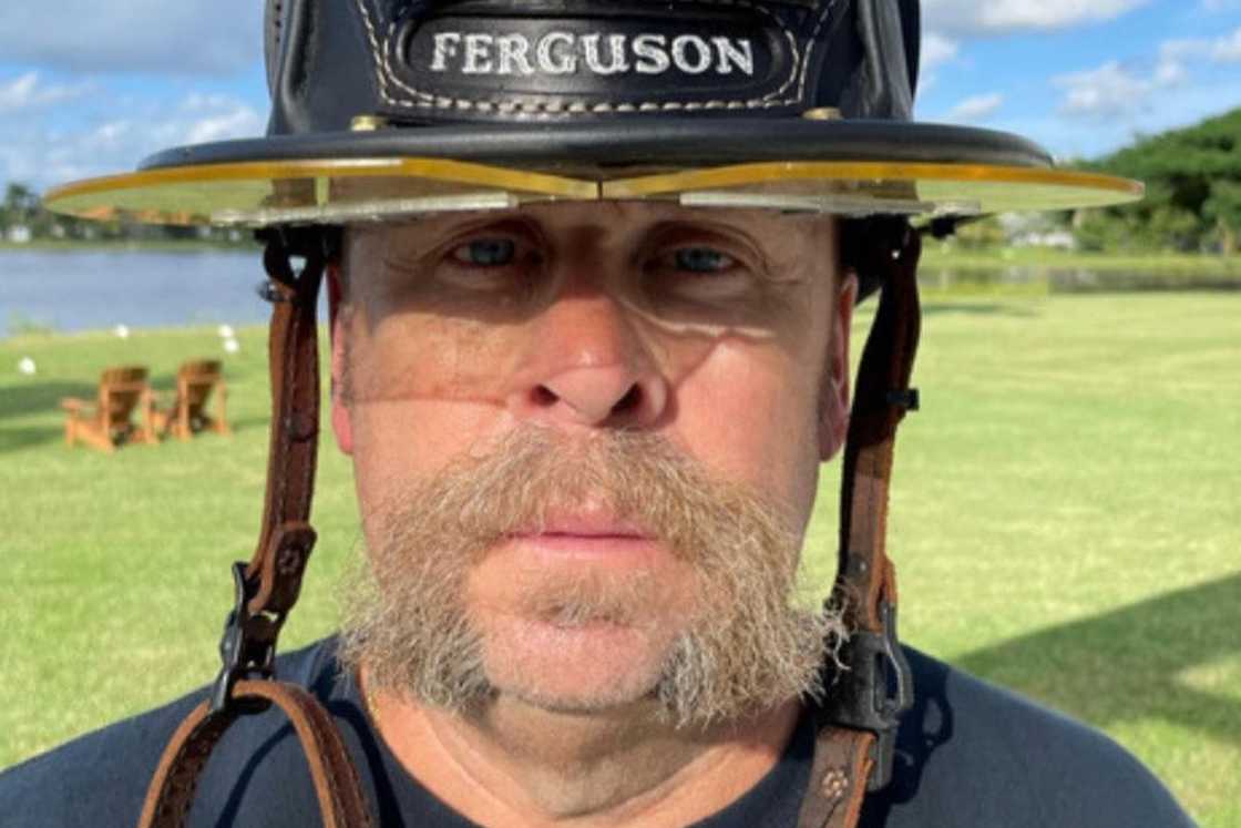 Fu Manchu moustache Fu Manchu moustache