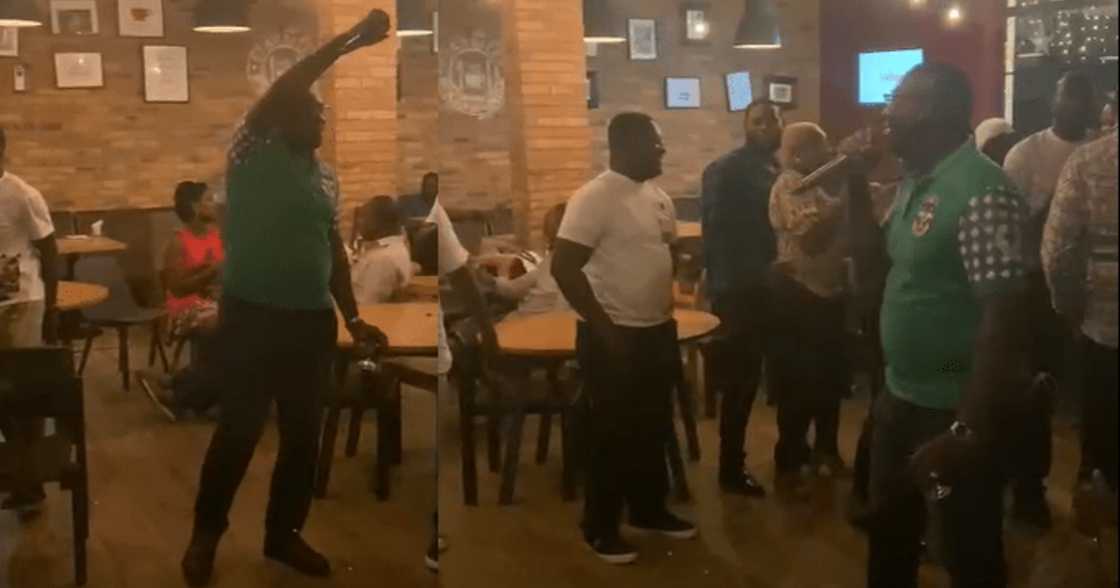 Sammy Awuku performs Kwabena Kwabena songs Sammy Awuku performs Kwabena Kwabena songs