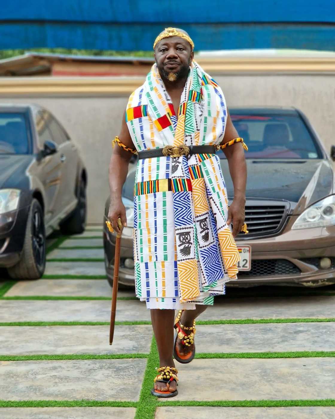 Osebo Says cars are not property, advises people to invest in houses and lands Osebo Says cars are not property, advises people to invest in houses and lands