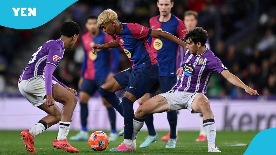 Lamine Yamal, FC Barcelona, Real Valladolid, dribble, La Liga. Lamine Yamal, FC Barcelona, Real Valladolid, dribble, La Liga.