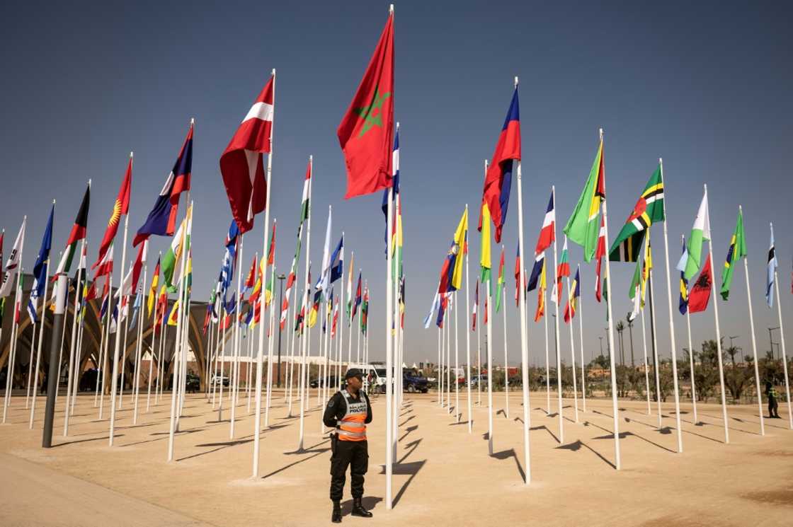 The IMF sees 'slow and uneven' global economic growth The IMF sees 'slow and uneven' global economic growth