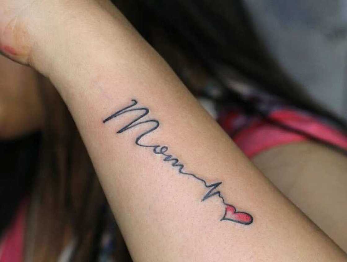 25 of the best memorial tattoos for mom ideas with deep meaning - YEN ...