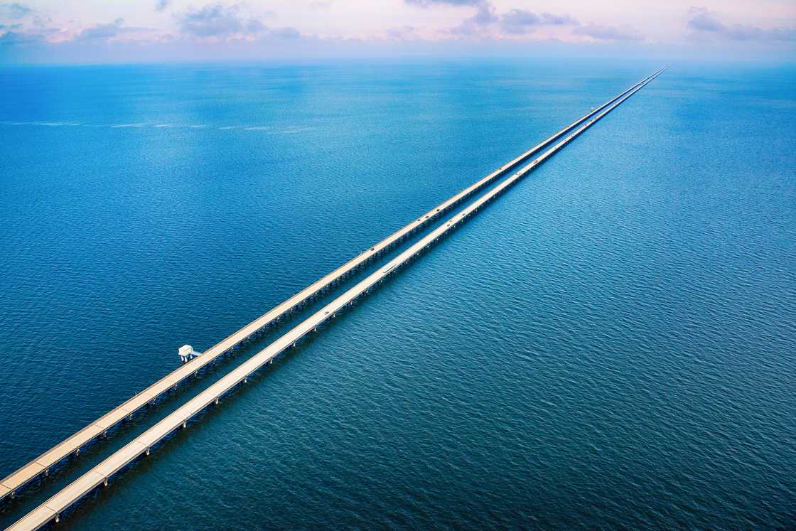 most dangerous bridges in the world