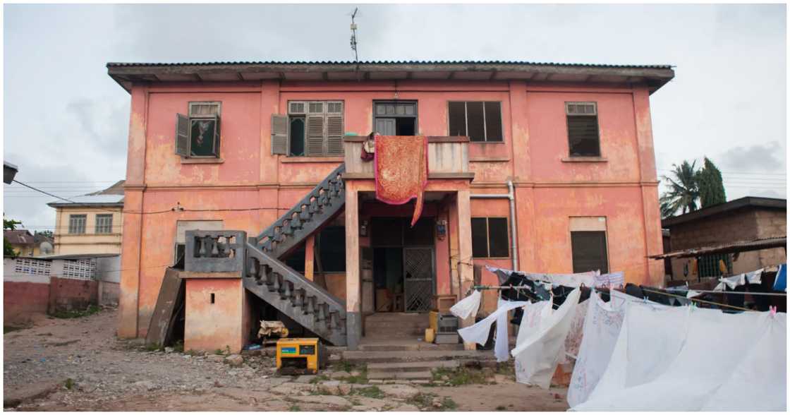 The building used to run the fake US Embassy in Accra