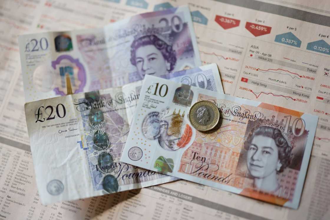 Shoppers said they were still worried about spiralling prices despite government measures to ease inflation Shoppers said they were still worried about spiralling prices despite government measures to ease inflation